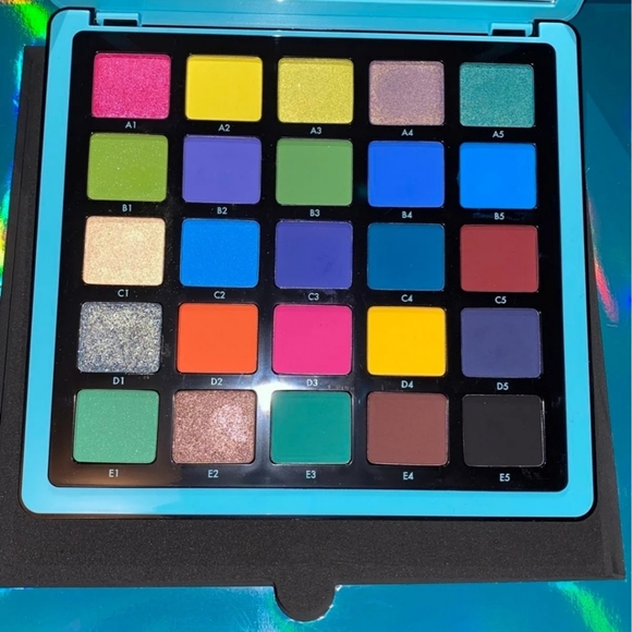 Anastasia Beverly Hills NORVINA 2 Eyeshadow Palette
